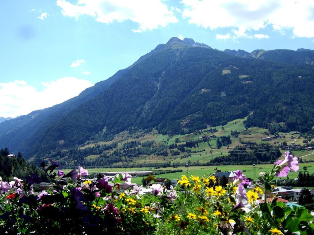 Ferienhaus Sonnenhang Matrei in Osttirol Cameră foto