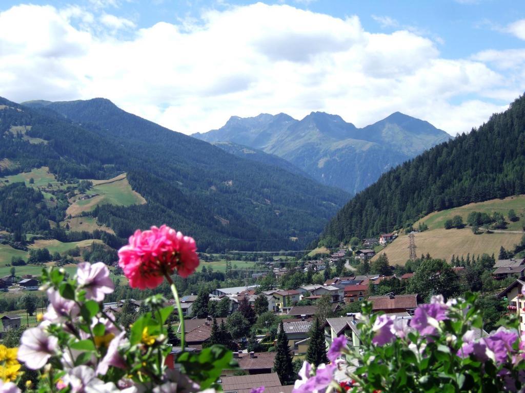 Ferienhaus Sonnenhang Matrei in Osttirol Cameră foto