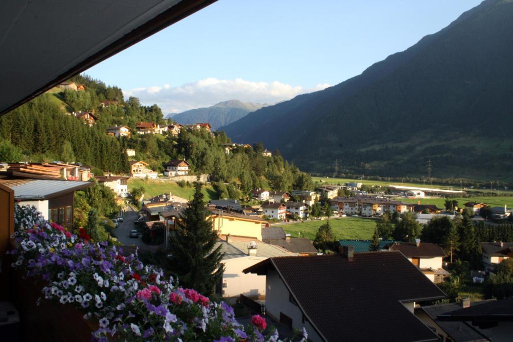 Ferienhaus Sonnenhang Matrei in Osttirol Cameră foto